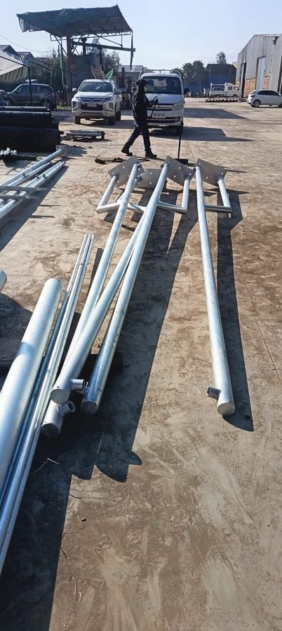 Estructuras y postes fabricados a medida